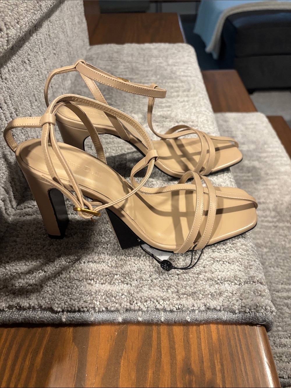 Massimo Dutti Minimalist Beige Ankle-Strap Sandals size 7.5